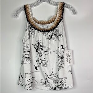 Mainstream Boutique White Floral Tank Top Size XS NWT